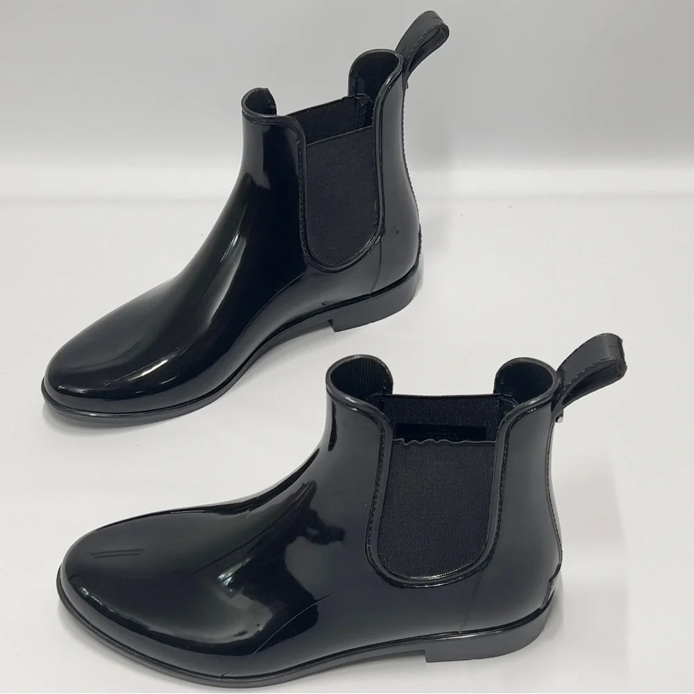 MARC FISHER Rainy to Rain  Pull on boot Women’s Size 7